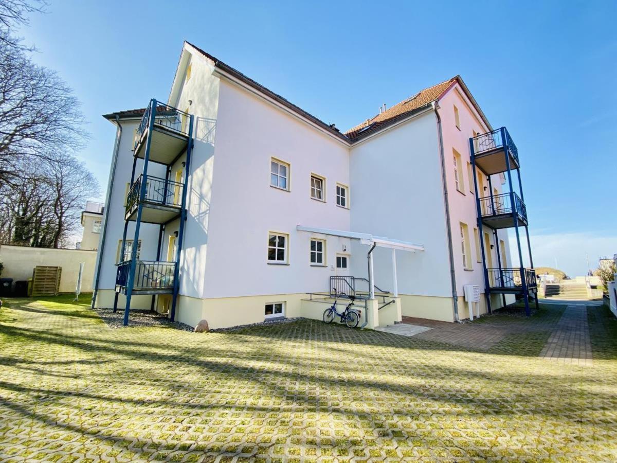 Strandpalais/Meerblick Rostock Exterior photo